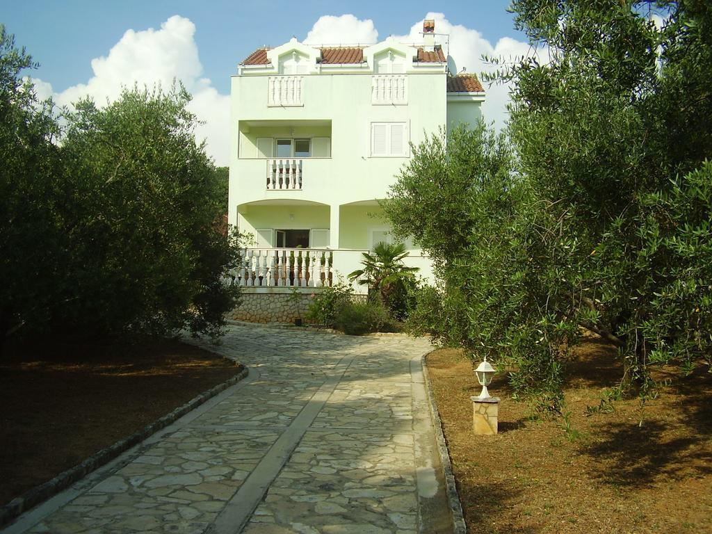 Apartments Andela Sveti Filip i Jakov Dış mekan fotoğraf