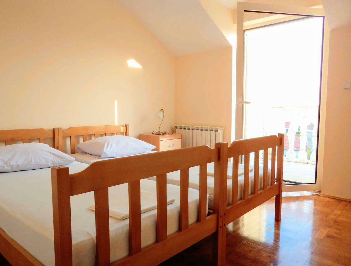 Apartments Andela Sveti Filip i Jakov Dış mekan fotoğraf